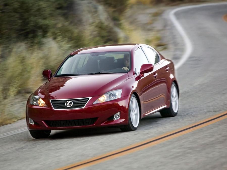  Lexus IS350 2005 года  (фото 52 из 82)